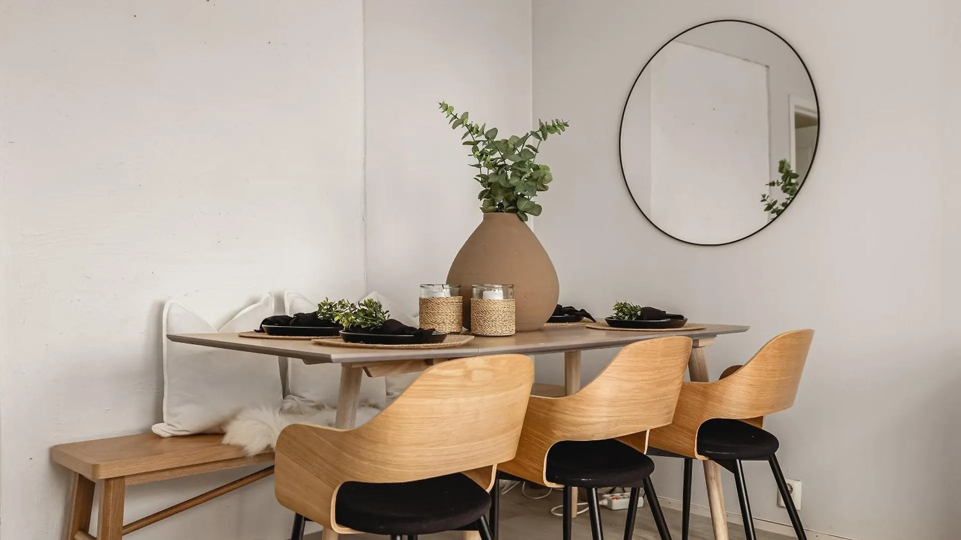 Dinbnb Homes I 700M To Bryggen & Street Parking Bergen 0*,  Norway