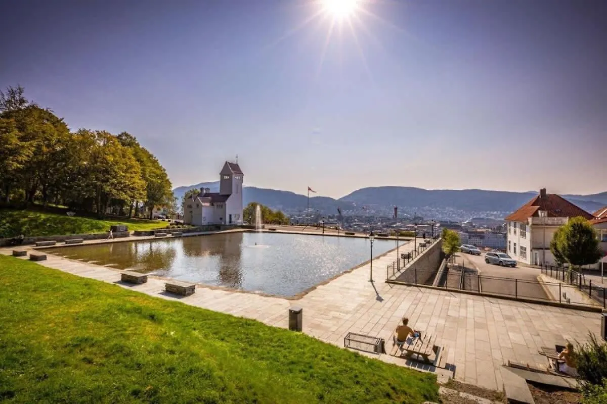 Dinbnb Homes I 700M To Bryggen & Street Parking Bergen Holiday home