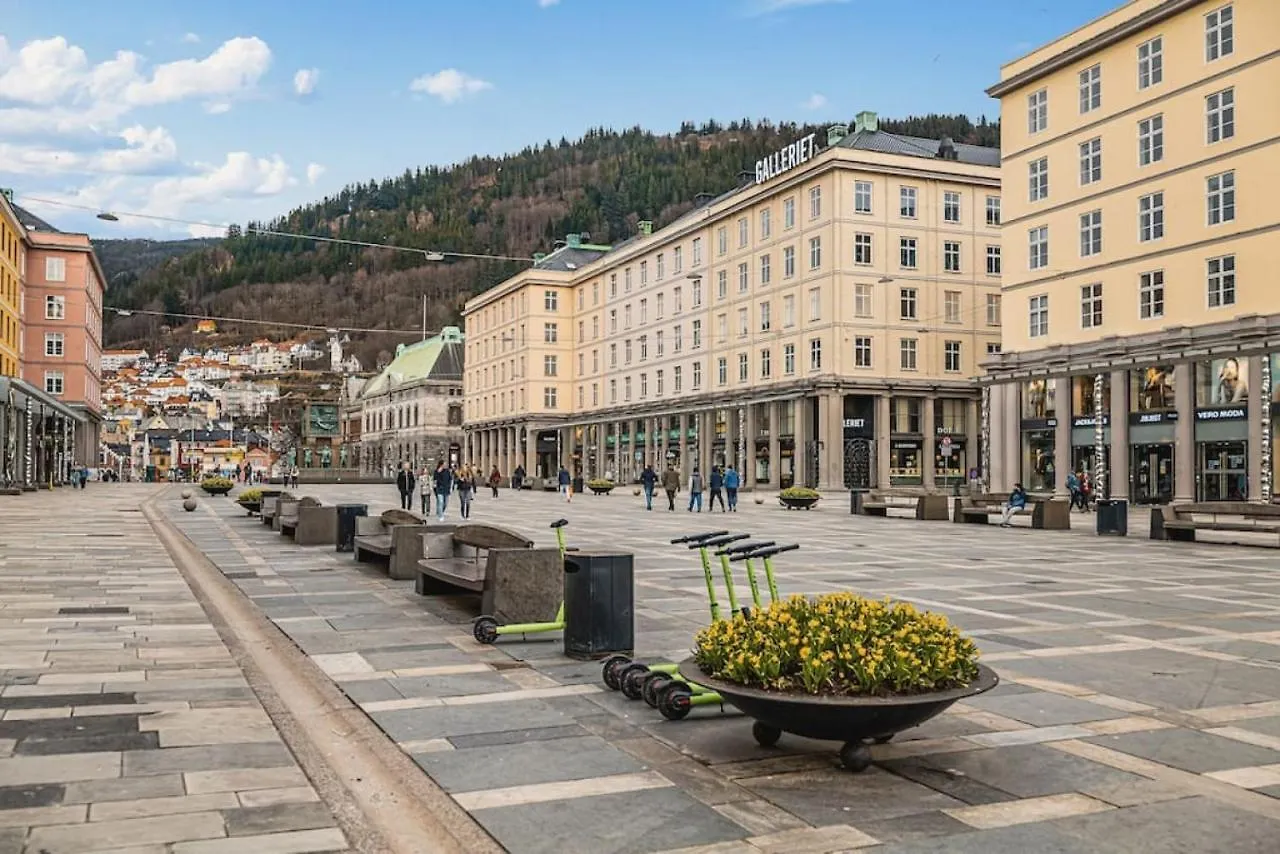 Dom wakacyjny Dinbnb Homes I 700M To Bryggen & Street Parking Bergen Norwegia